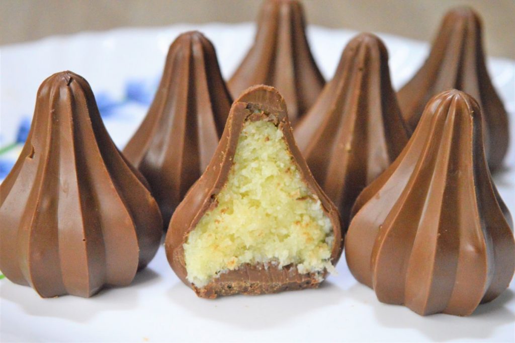 Chocolate modak