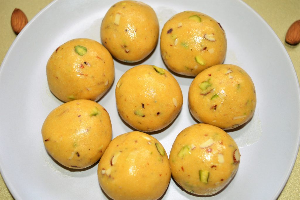 Moong Dal Laddu
