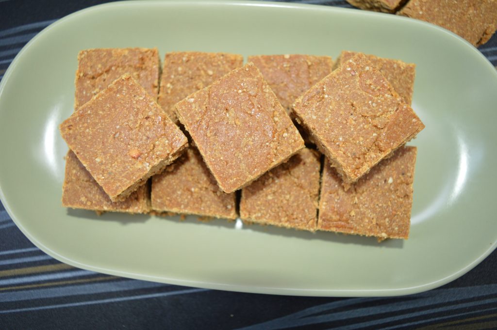Til Phalli Chikki