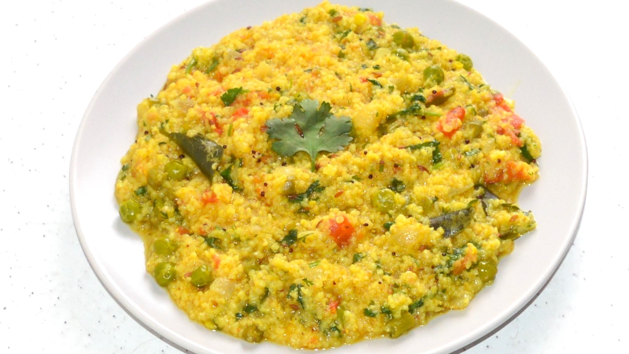 Vegetable Daliya Upma