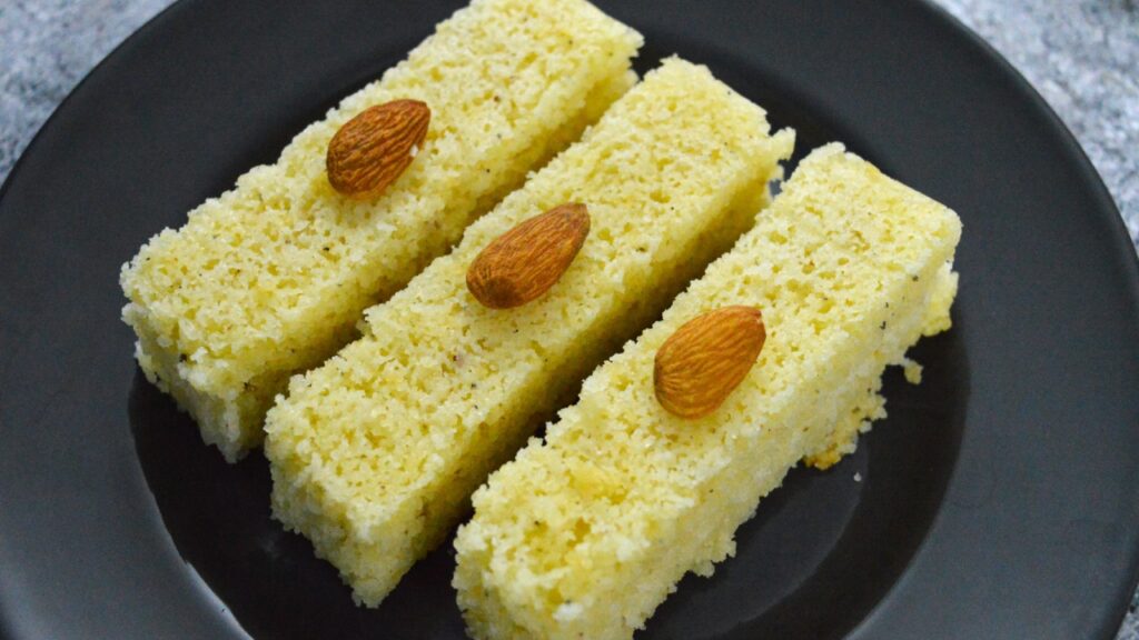 Rava Cake